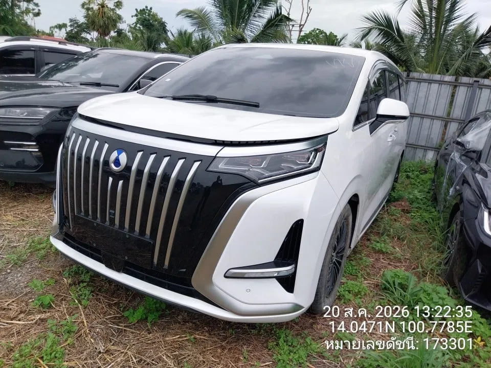 2025 Denza D9 – 3