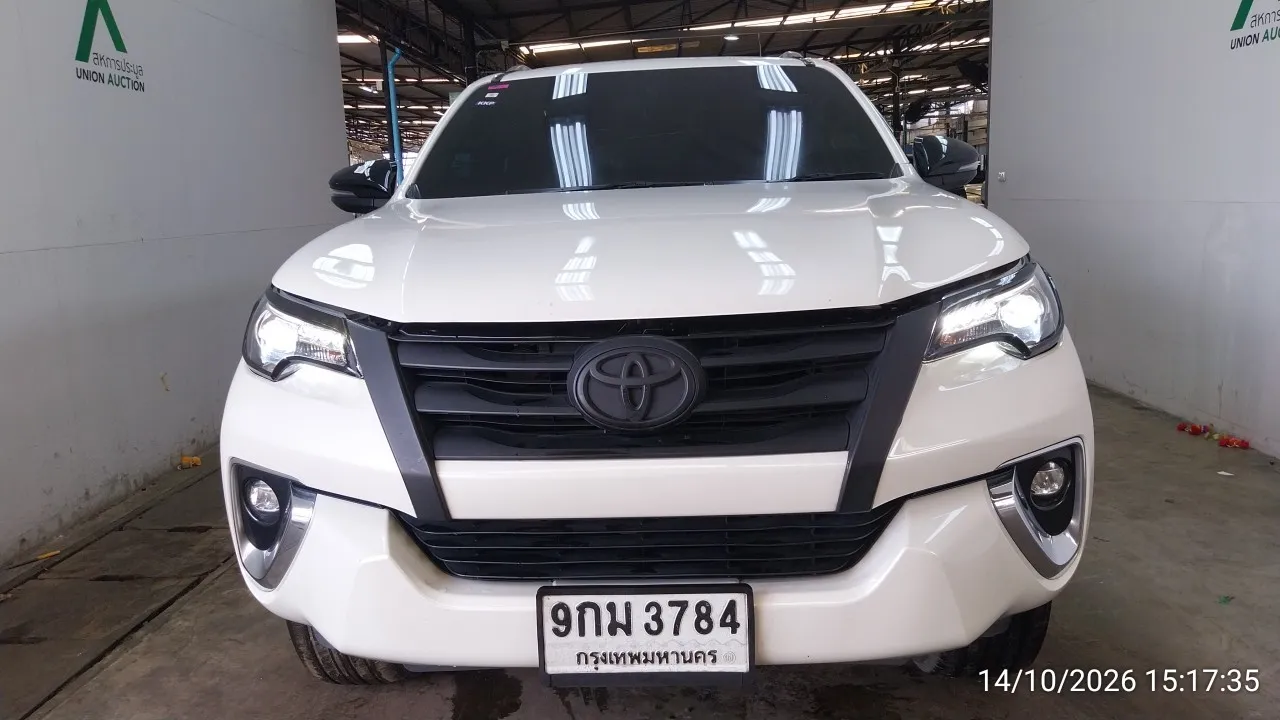 2019 Toyota Fortuner – 2