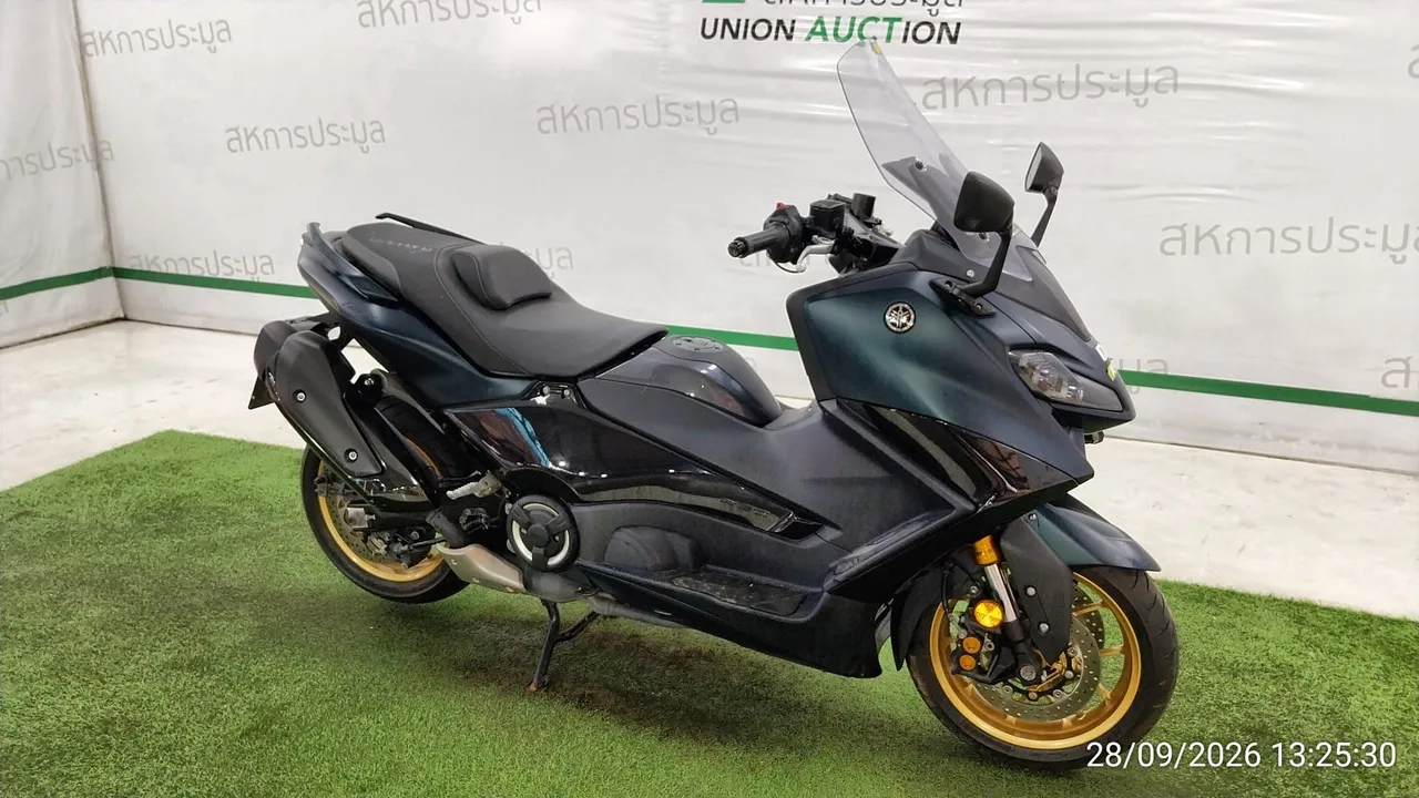 2022 Yamaha Tmax – 2