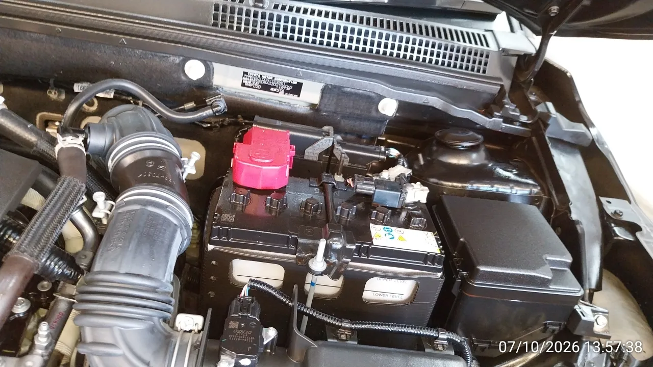 2025 Toyota Yaris Ativ – 7