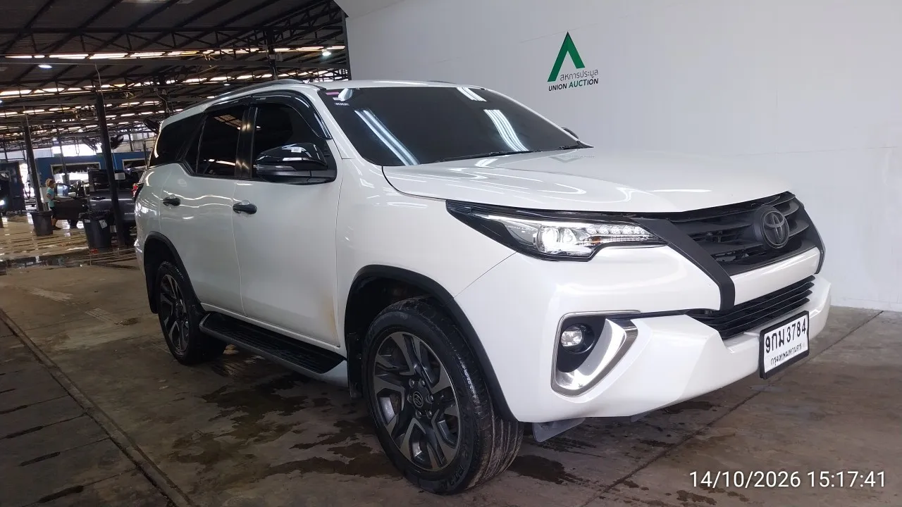 2019 Toyota Fortuner – 3