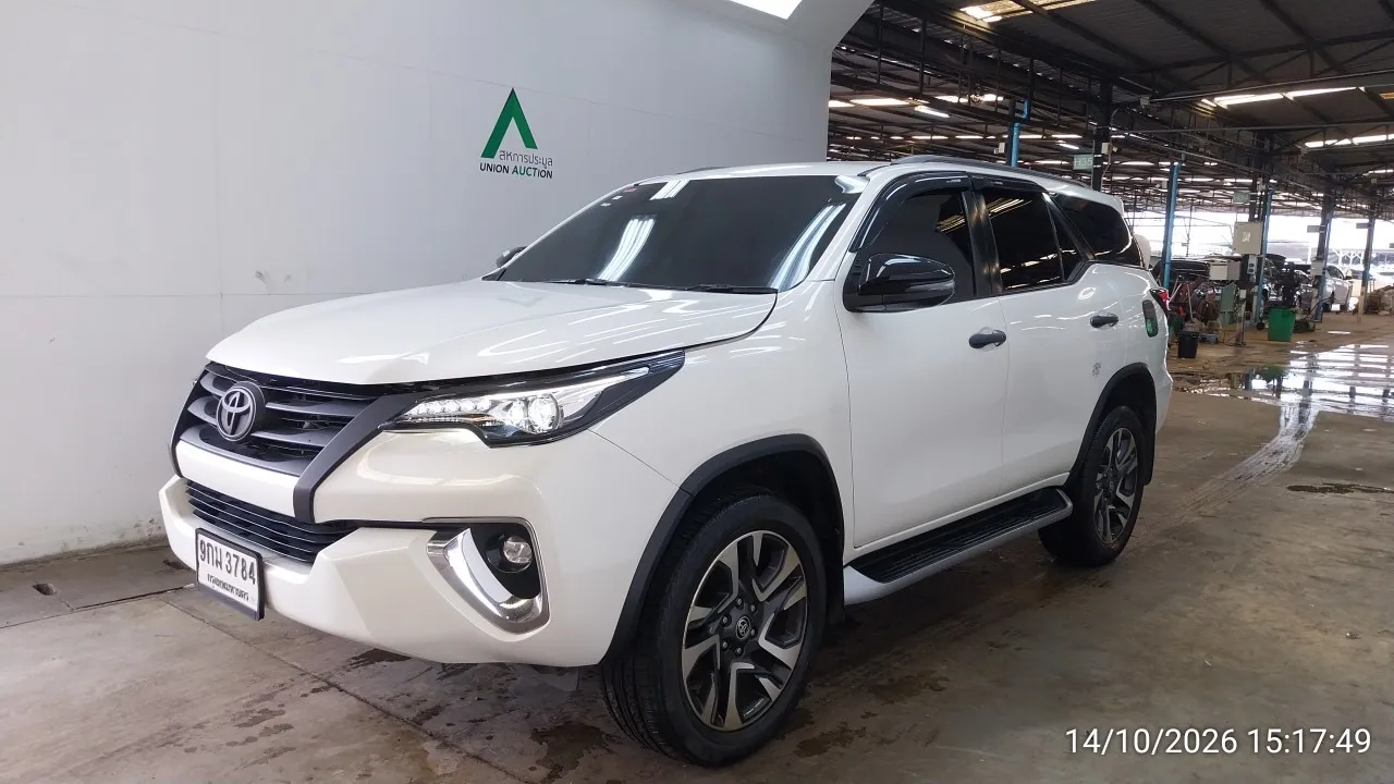 2019 Toyota Fortuner – 6