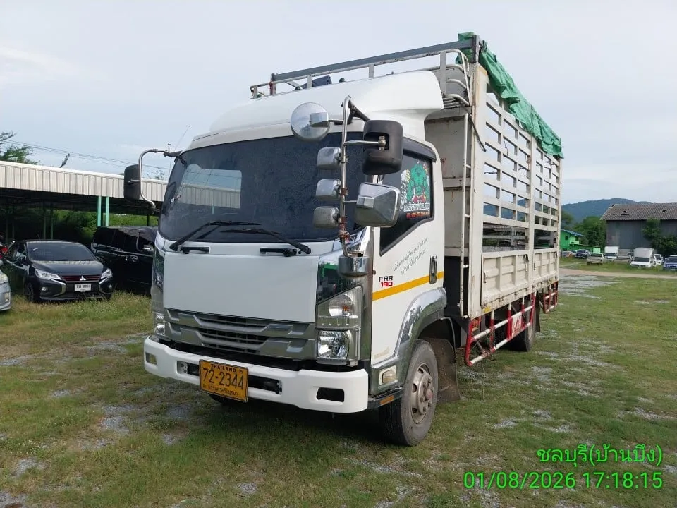 2024 Isuzu FRR – 2