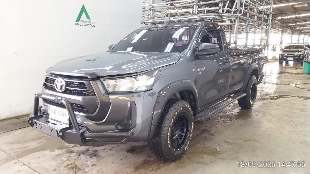 2025 Toyota Hilux Revo – 3