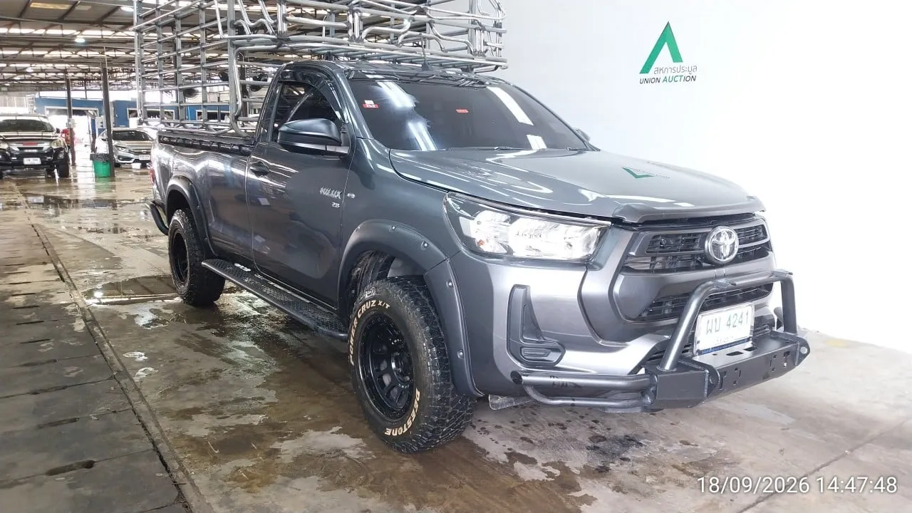 2025 Toyota Hilux Revo – 2