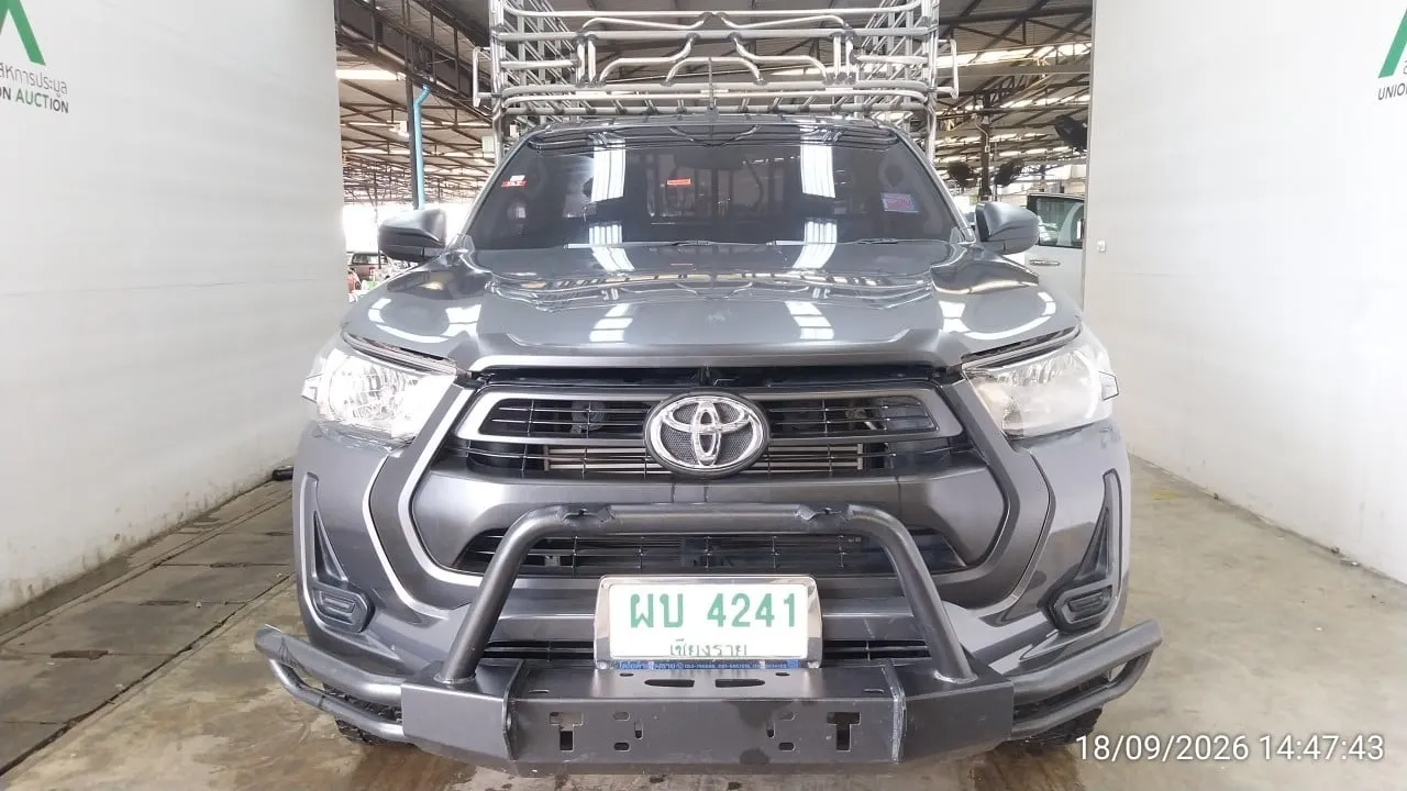 2025 Toyota Hilux Revo – 1