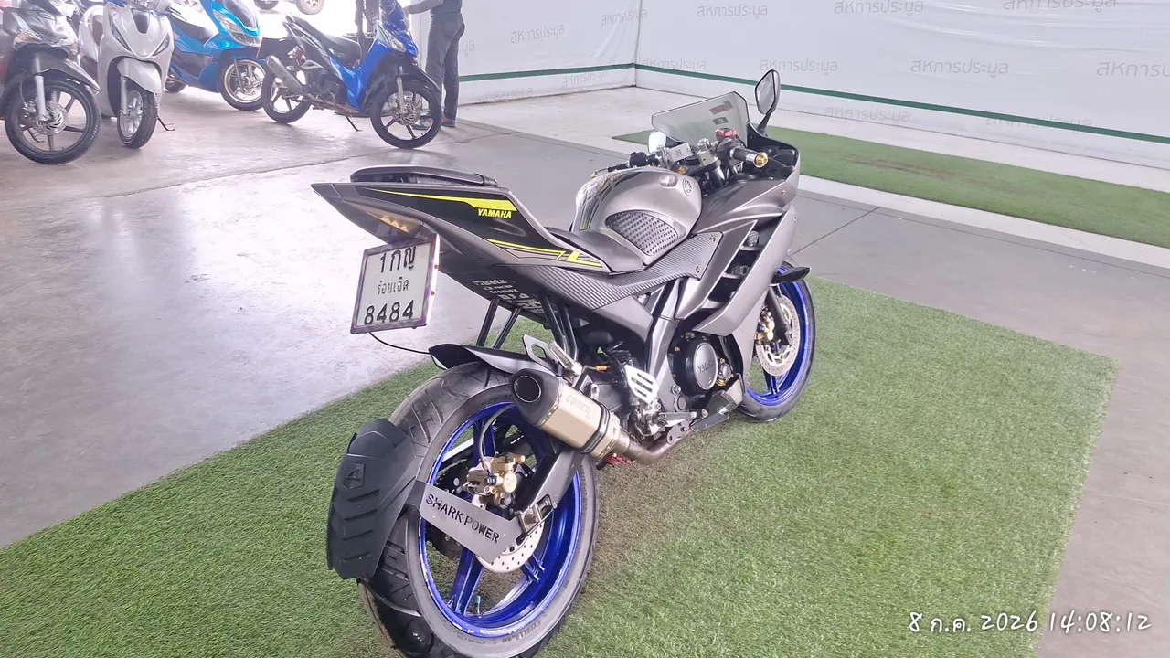 2016 Yamaha YZF-R15 – 6