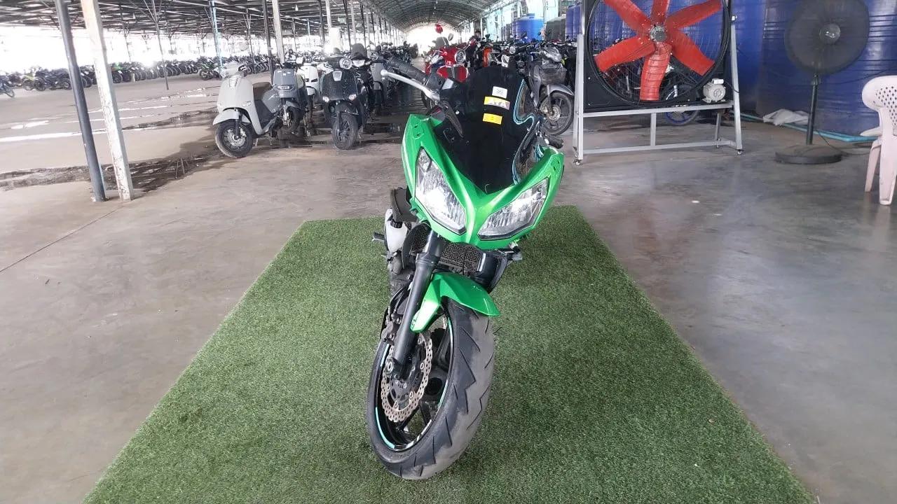 2015 Kawasaki Ninja 650 – 1