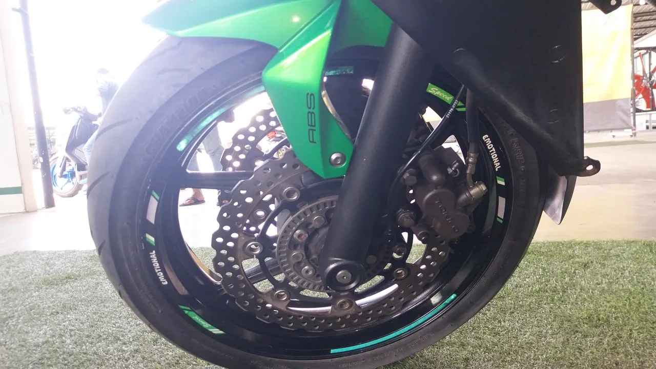 2015 Kawasaki Ninja 650 – 12