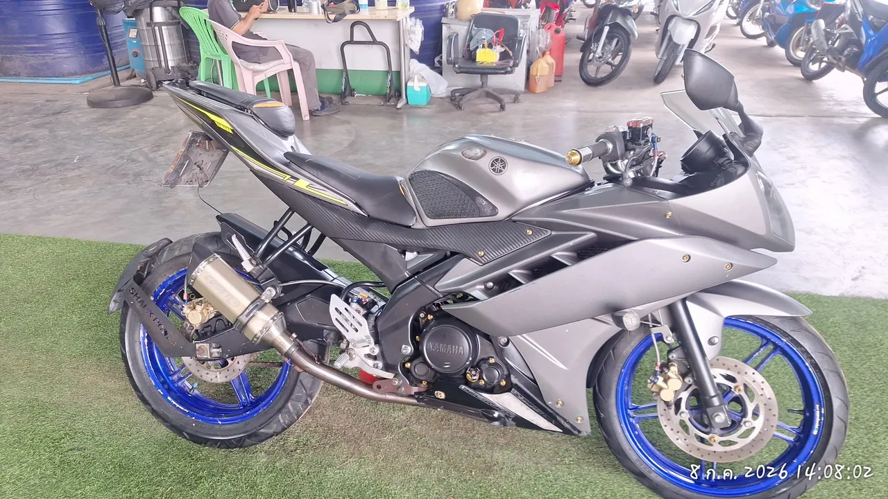 2016 Yamaha YZF-R15 – 4
