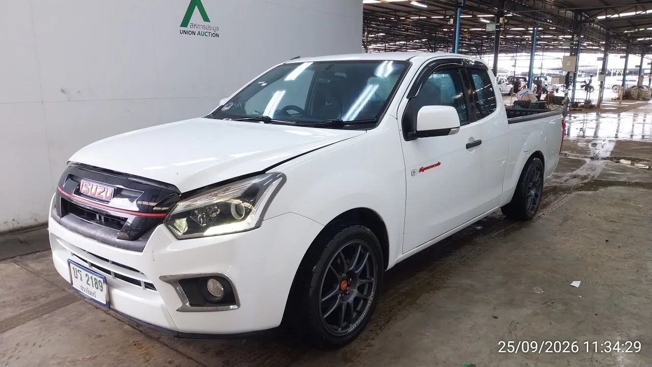 2015 Isuzu D-Max – 3