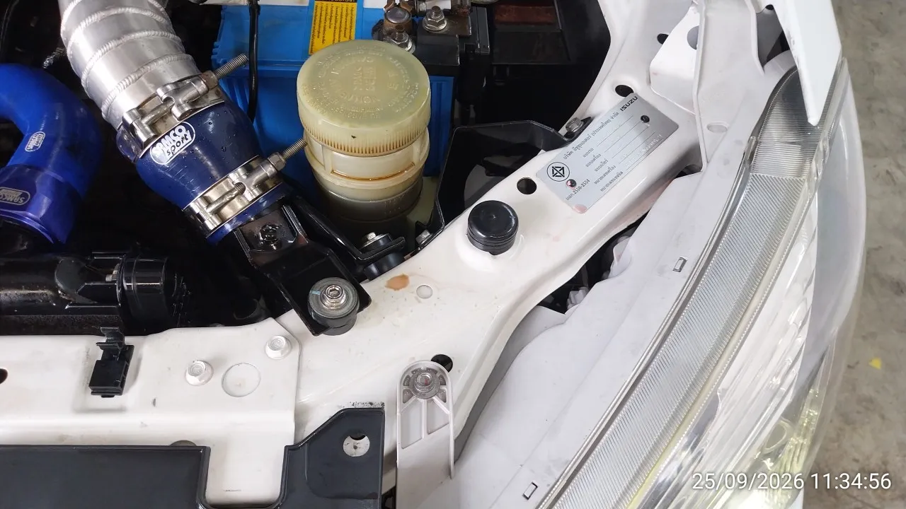 2015 Isuzu D-Max – 6
