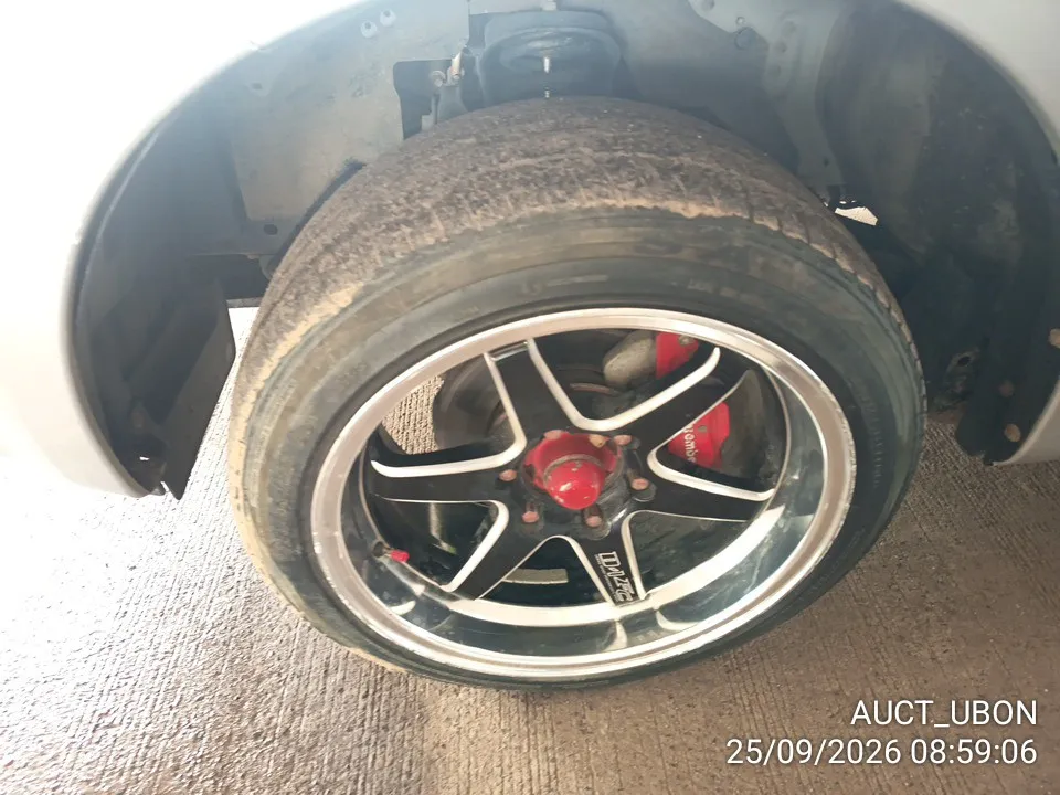 2017 Isuzu D-Max – 10