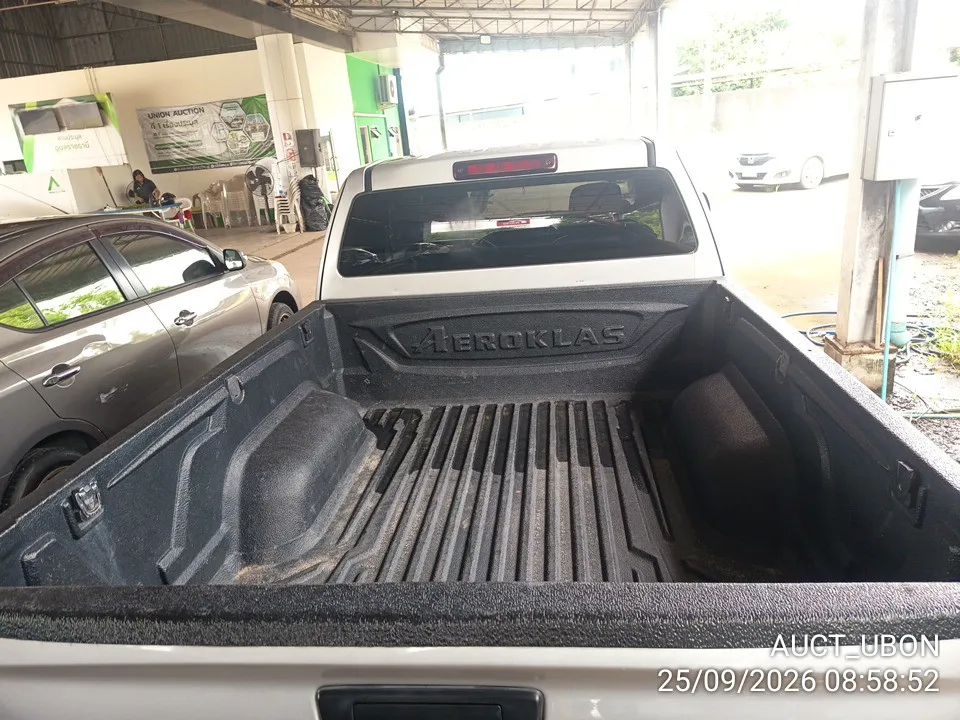2017 Isuzu D-Max – 7