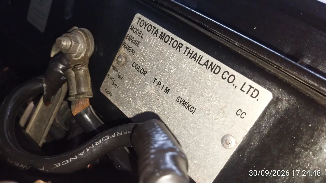 2011 Toyota Fortuner – 10