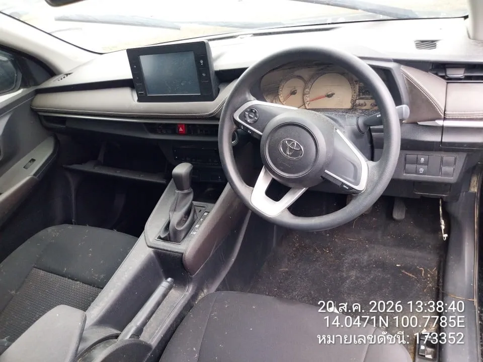 2025 Toyota Yaris Ativ – 6