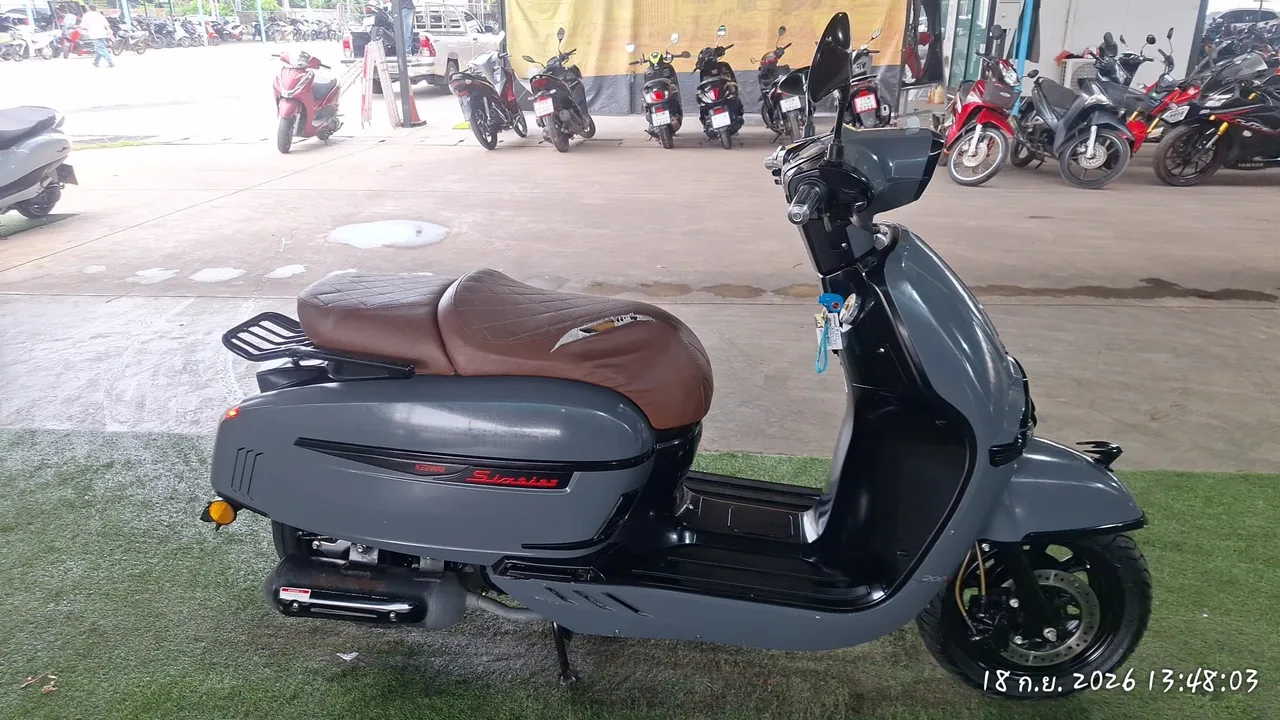 2023 Keeway Victoria 200 – 4