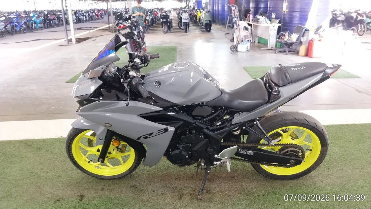 2018 Yamaha YZF-R3 – 7
