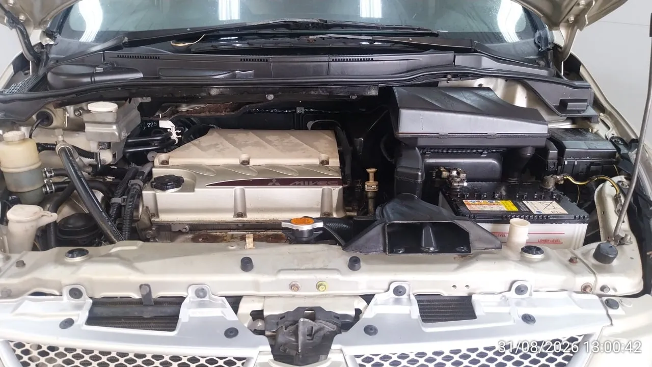 2007 Mitsubishi Space Wagon – 4