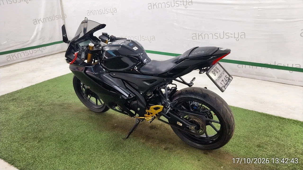 2023 Yamaha YZF-R15 – 6