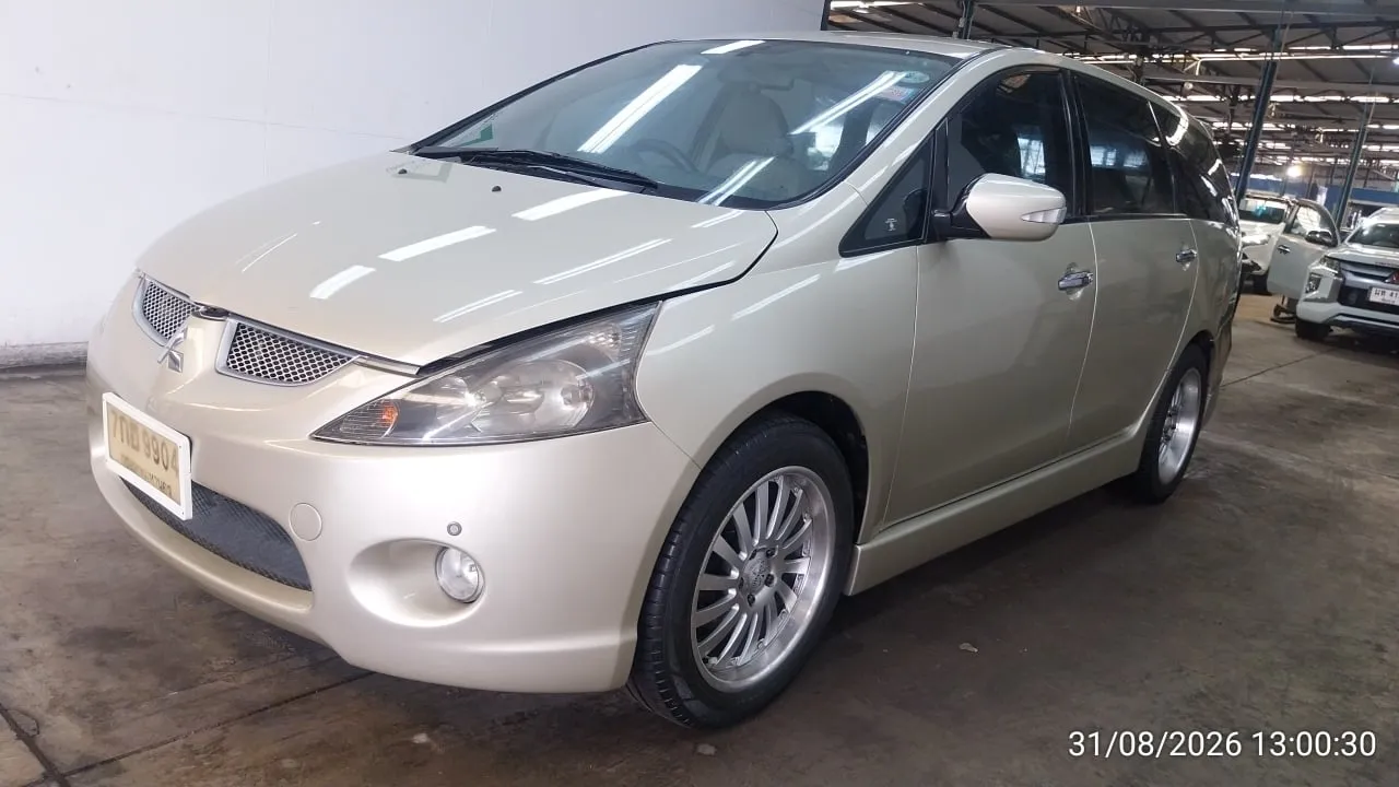 2007 Mitsubishi Space Wagon – 3
