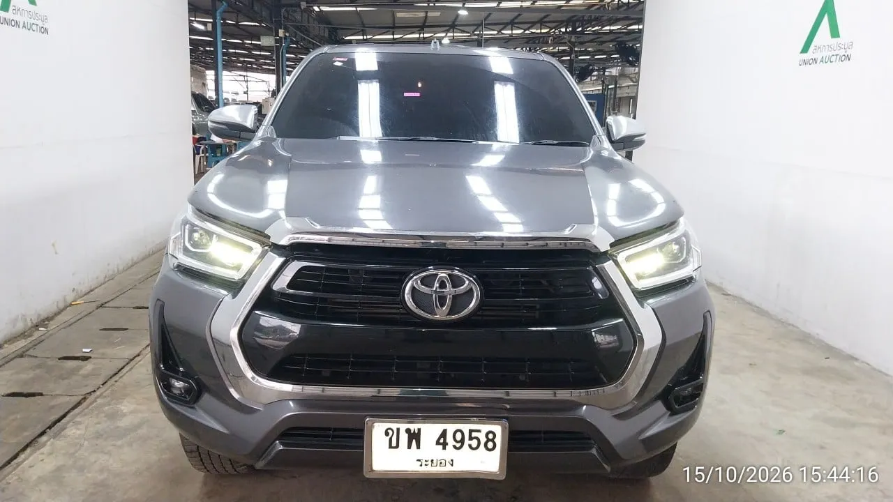 2022 Toyota Hilux Revo – 1