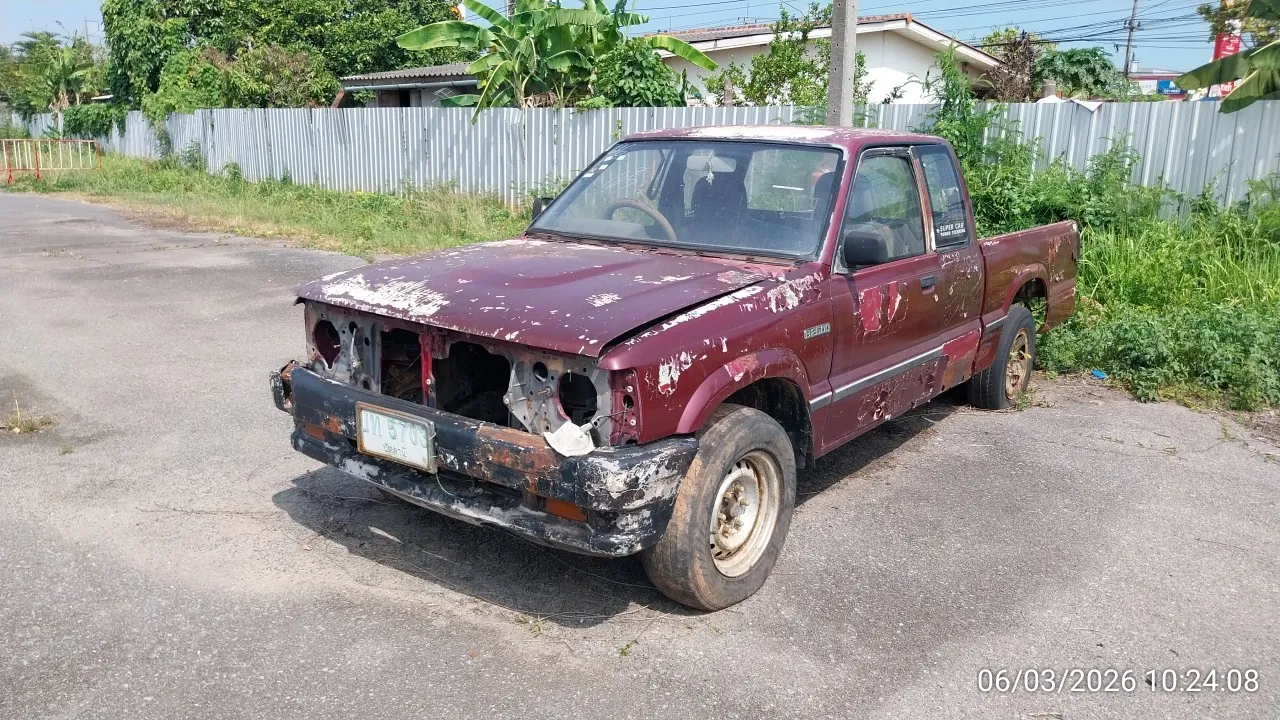 1995 Mazda B2500 – 2