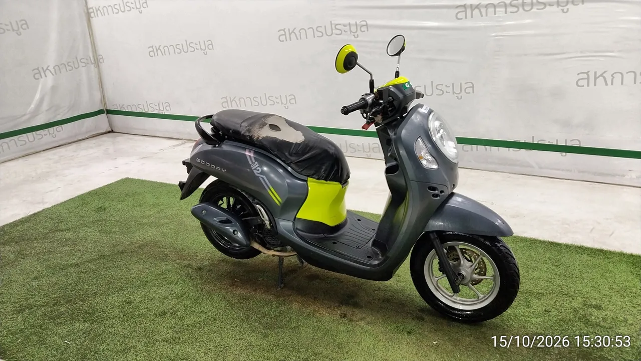 Honda Scoopy – 2