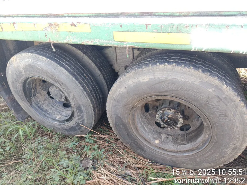 2015 Isuzu 10 ล้อ – 10