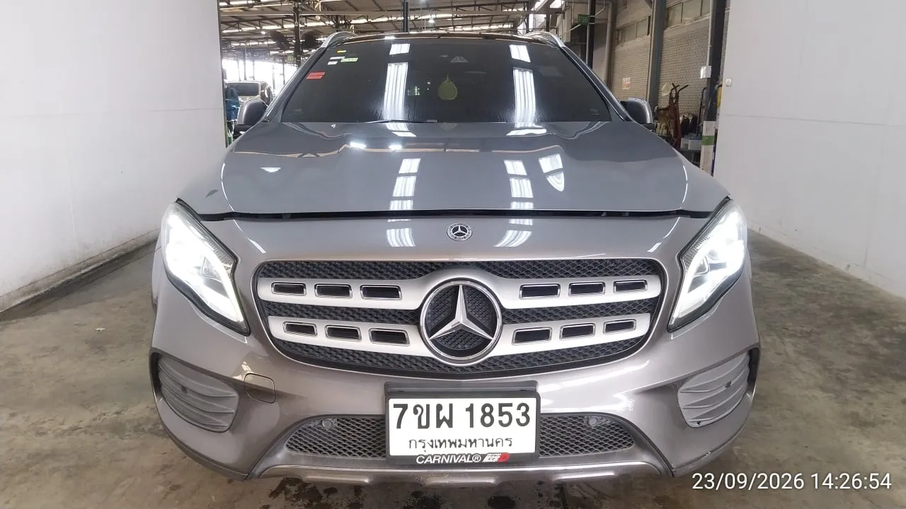 2017 Mercedes-Benz GLA – 1