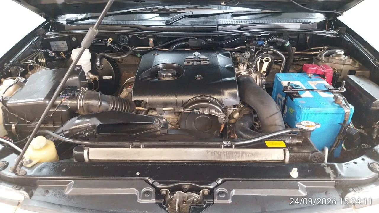 2011 Mitsubishi Pajero Sport – 4
