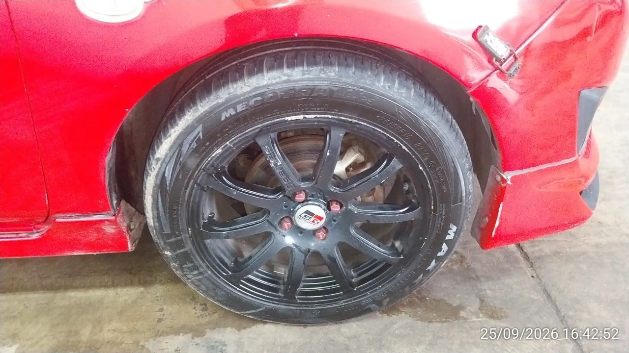 2011 Mazda Mazda2 – 11