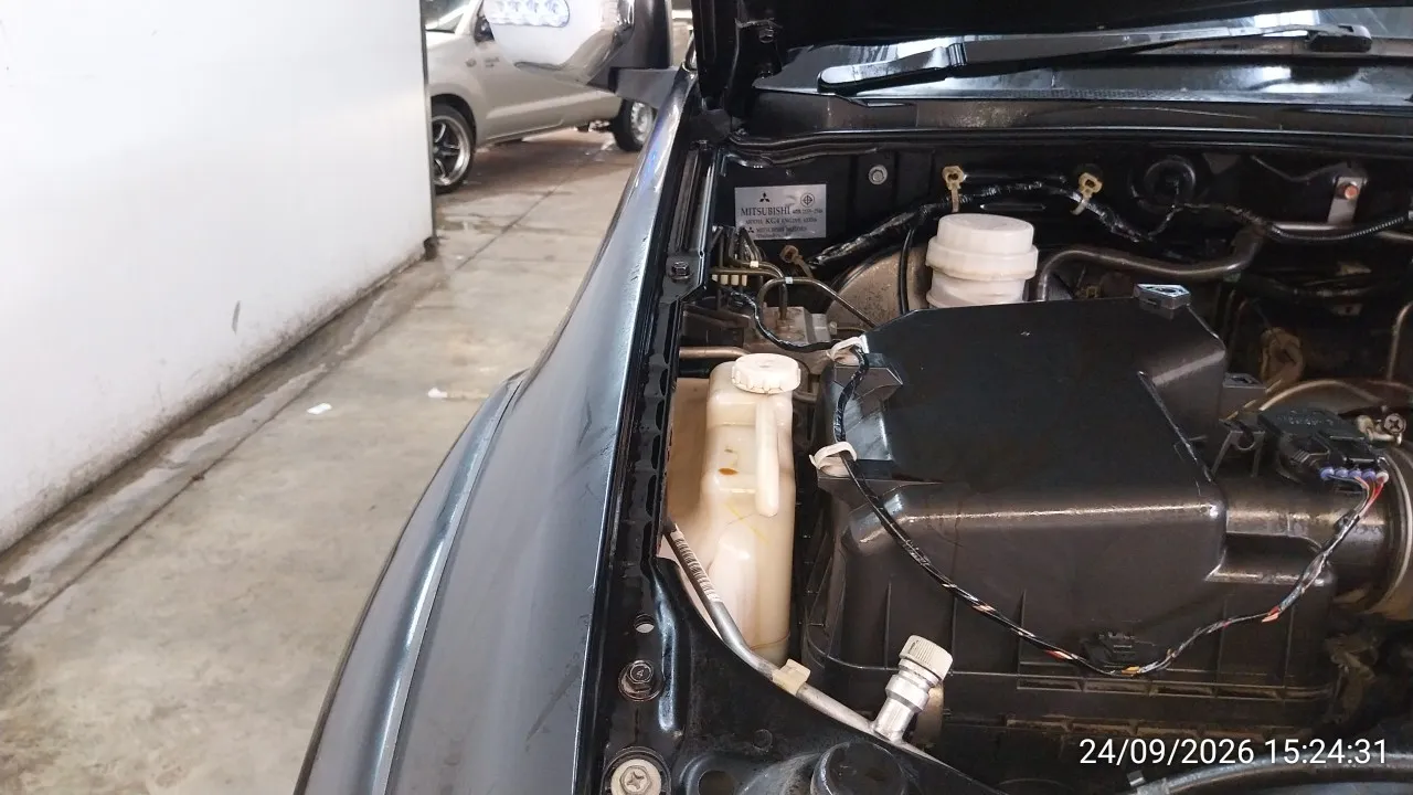 2011 Mitsubishi Pajero Sport – 11
