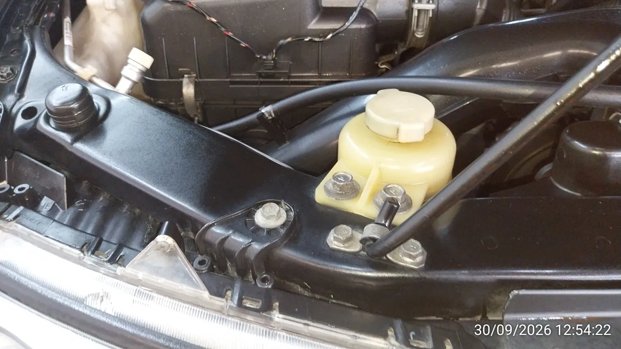 2012 Mitsubishi Pajero Sport – 10