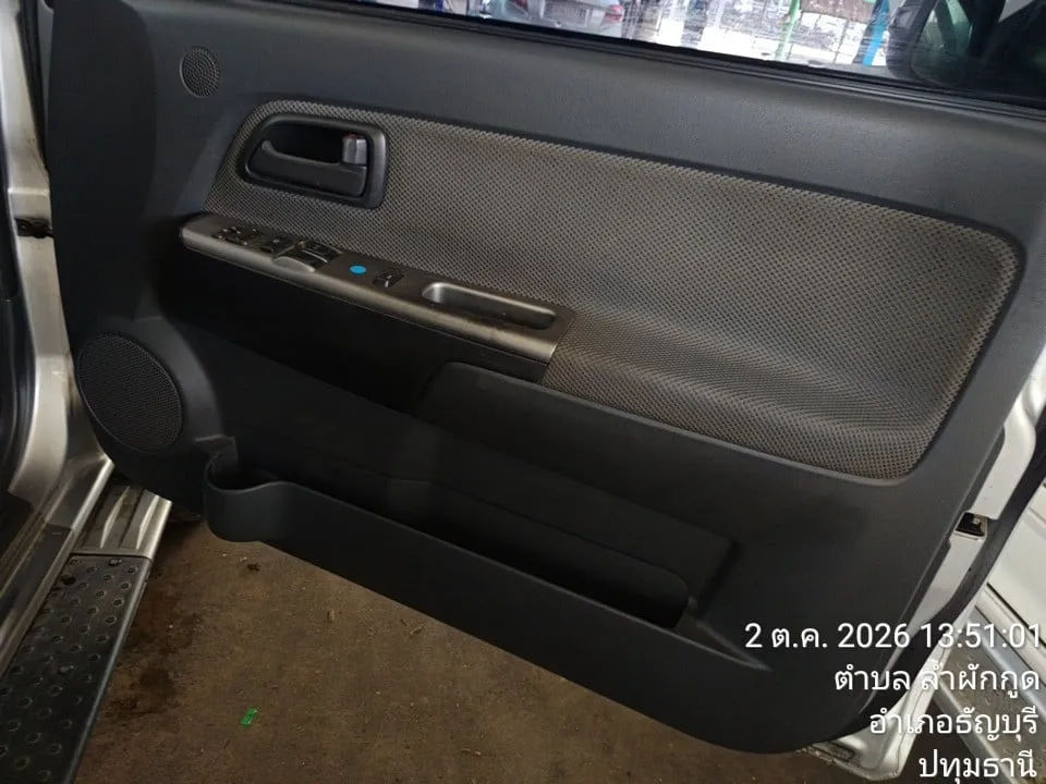 2010 Isuzu D-Max – 10