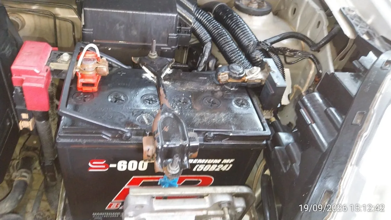 2013 Nissan March – 6