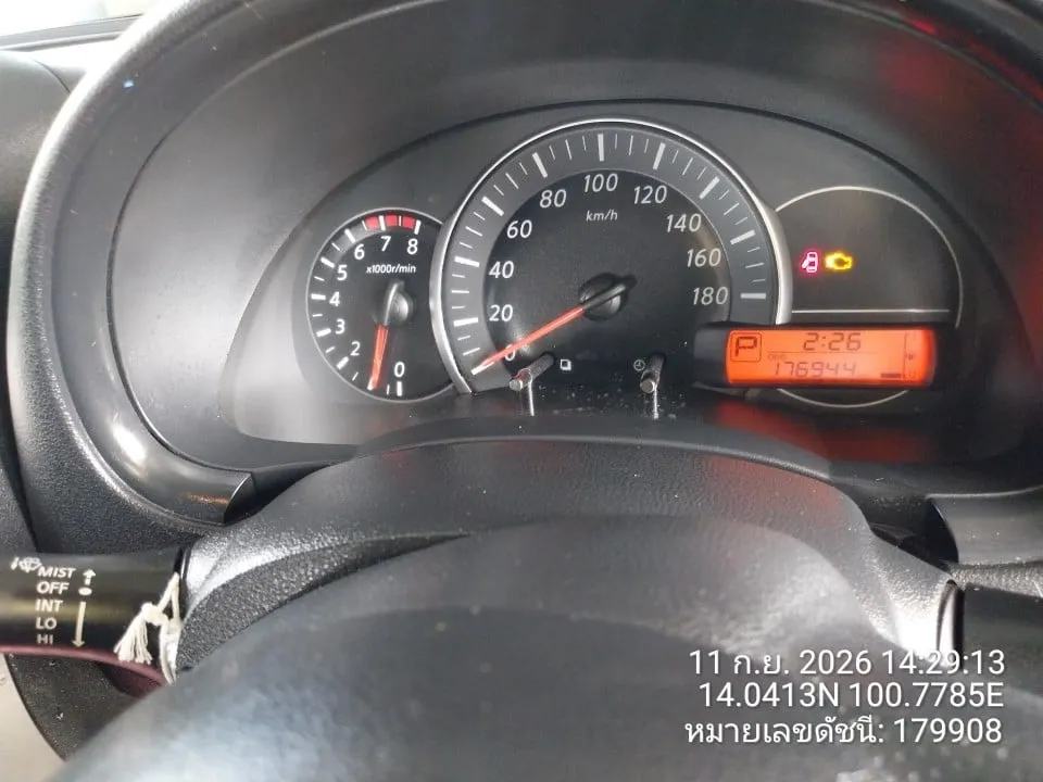2017 Nissan March – 11