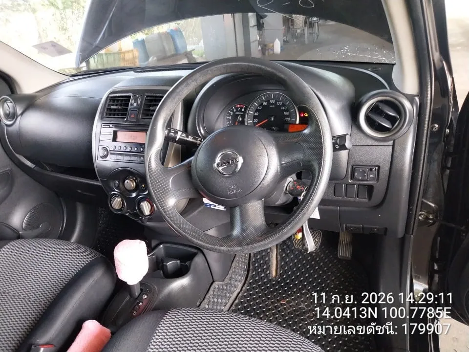 2017 Nissan March – 10