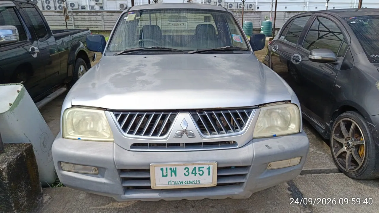 2005 Mitsubishi Strada – 1