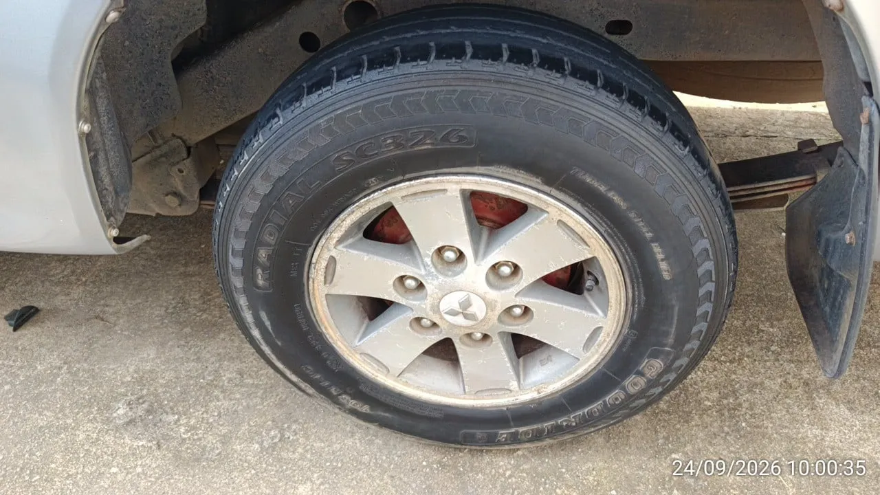 2005 Mitsubishi Strada – 8