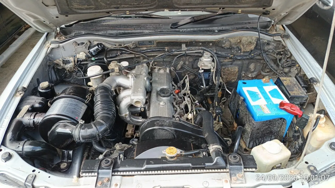 2005 Mitsubishi Strada – 12