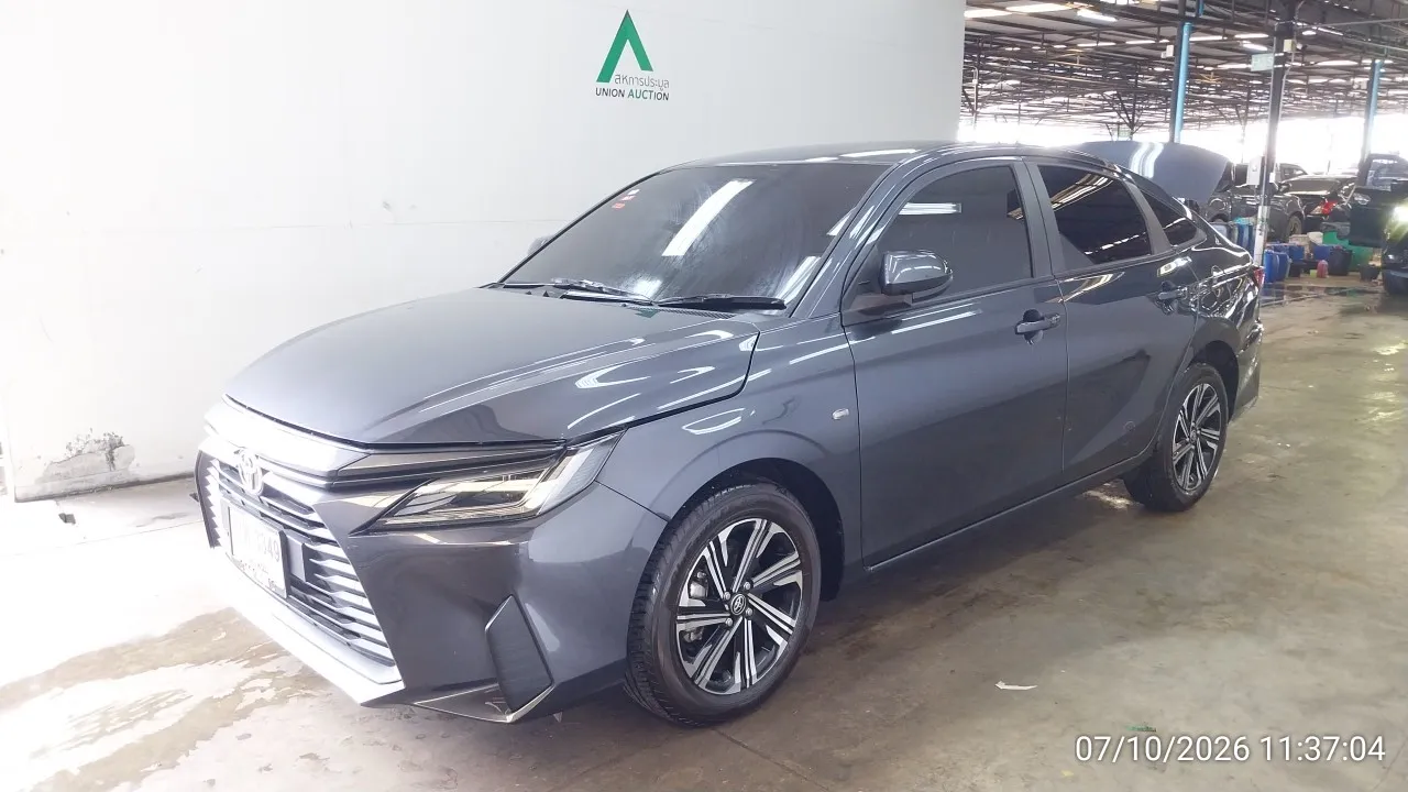 2025 Toyota Yaris Ativ – 3