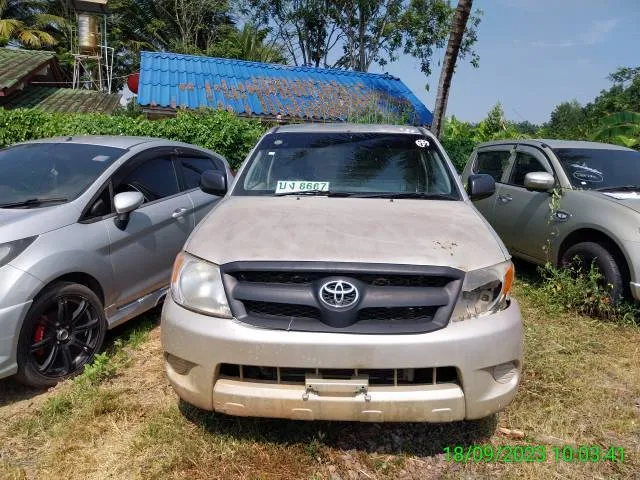 2005 Toyota Hilux Vigo – 1