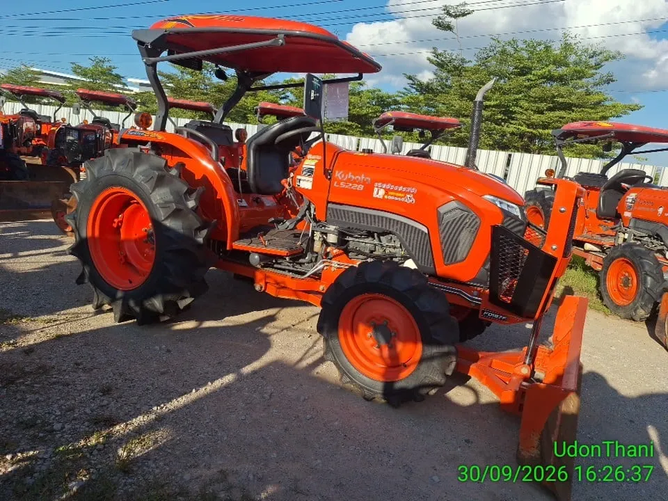 2025 Kubota L5228 VT – 4