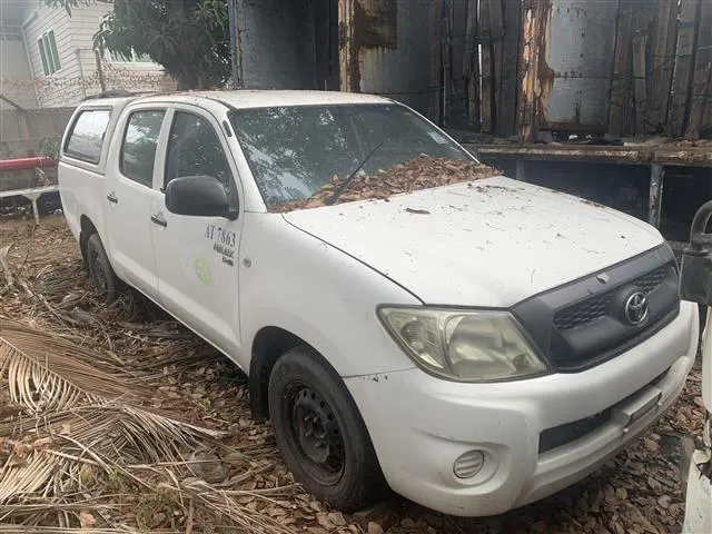 2010 Toyota Hilux Vigo – 4