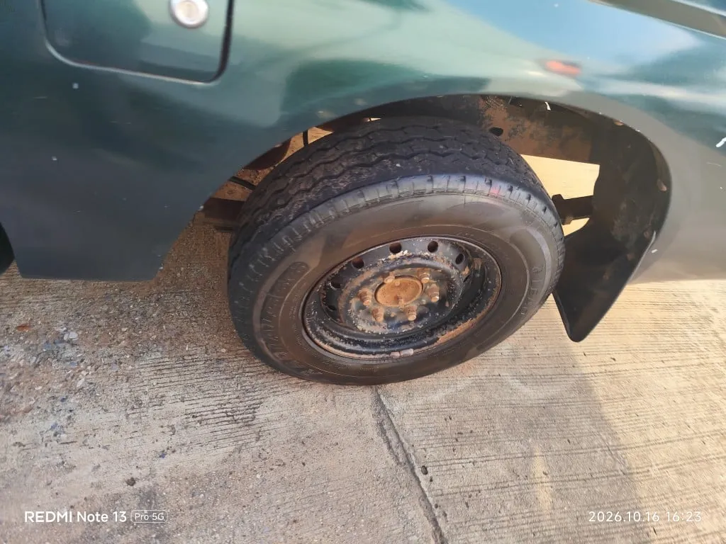 2005 Mitsubishi Strada – 8