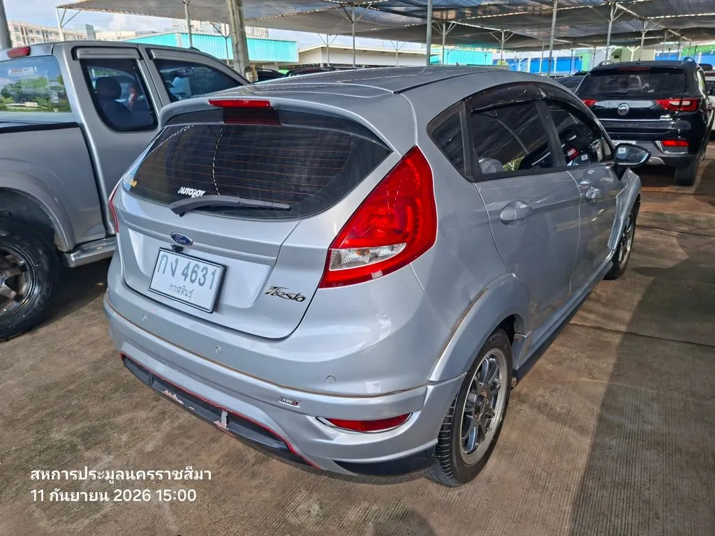 2011 Ford Fiesta – 4