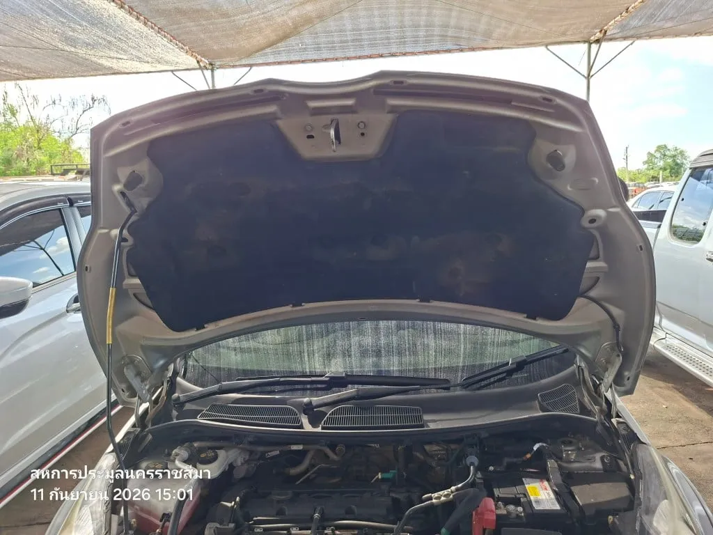 2011 Ford Fiesta – 12