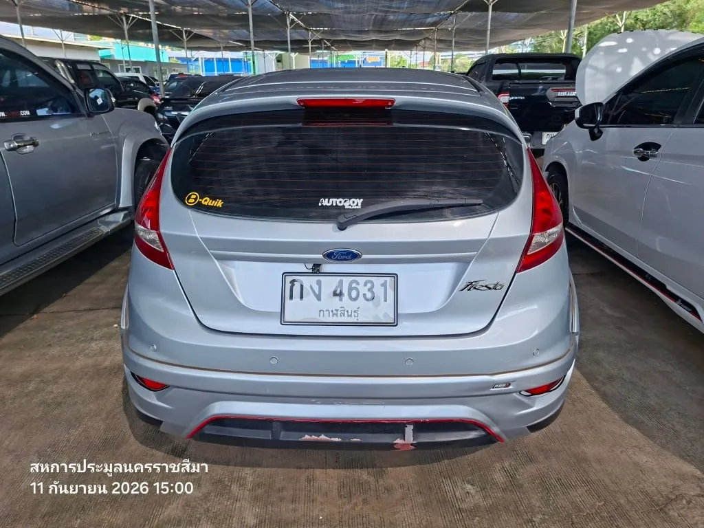 2011 Ford Fiesta – 5