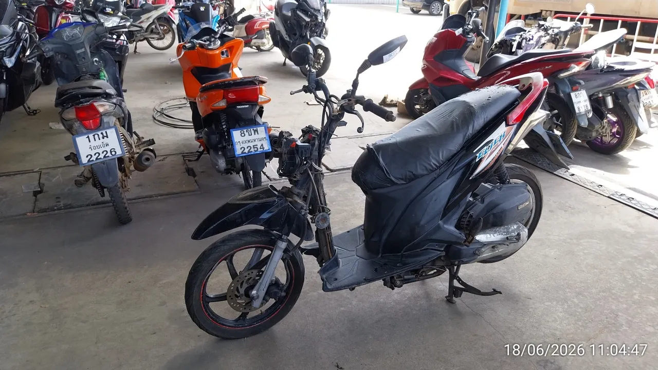2011 Honda Click – 8